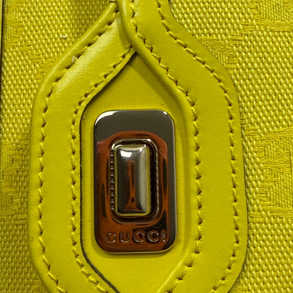 Gucci GG Mini Luce Shoulder Bag - Picture 8 of 10